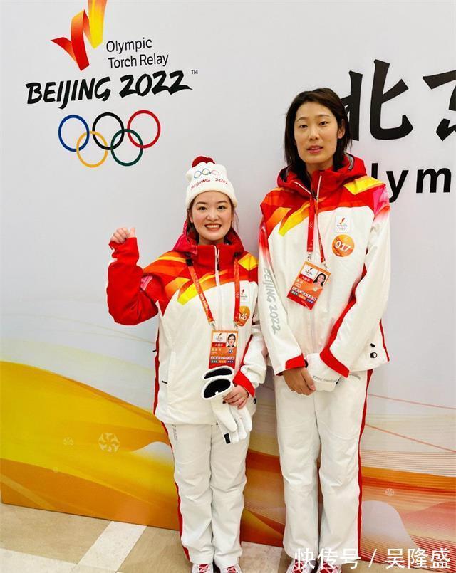张常宁|女生太高不好买裤子!2米朱婷和1米95张常宁当火炬手,裤子又短了