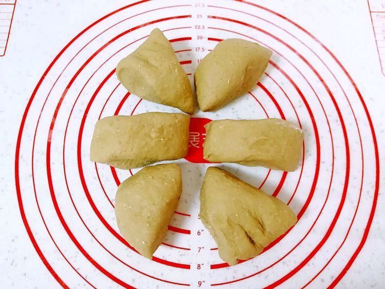 蓬松萱软的红糖麦片开花馒头，简单易学，跟着做零失败