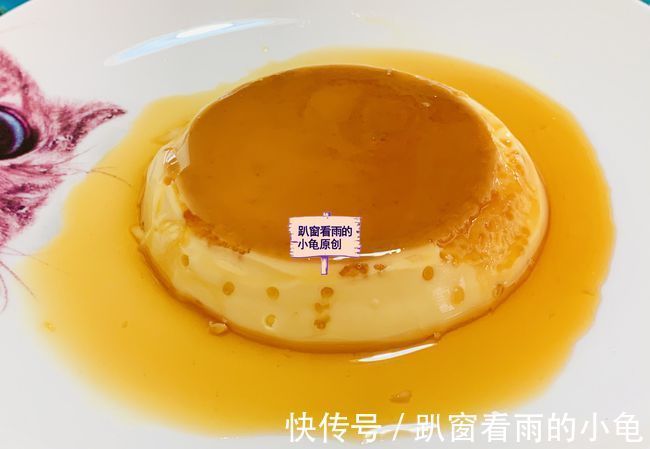 甜品|1盒牛奶,2个鸡蛋,做一碗焦糖布丁,细腻嫩滑,盘子都能舔干净
