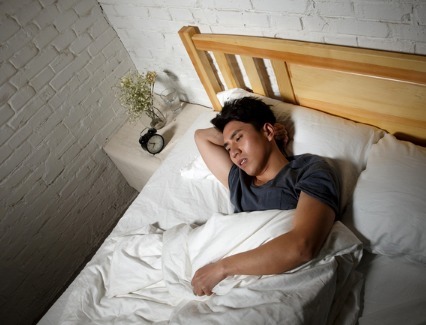 睡眠质量|晚上睡觉时出现3个“迹象”，或许是大病的征兆，早知早预防