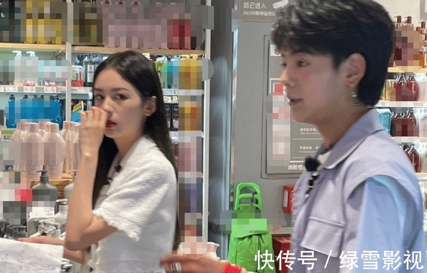 檀健次|娛記曝龔俊缺席《中餐廳》細(xì)節(jié)：找檀健次替補(bǔ)，節(jié)目死磕他回歸？