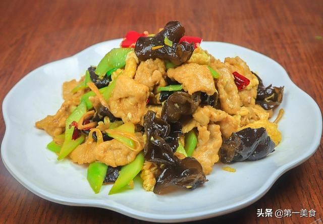 肉嫩|原来正宗木须肉做法如此简单，食材丰富，肉嫩菜脆，经典家常菜