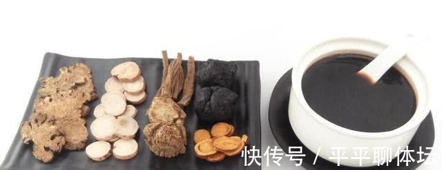 气血亏虚|女人气血亏虚, 容易长斑, 学会熬一种汤, 帮你恢复气色、暖宫排毒!