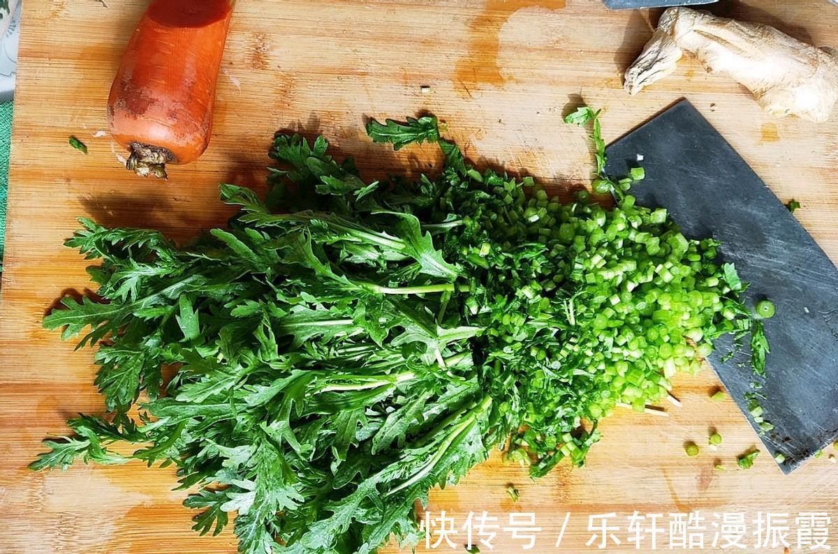 搅拌均匀|它是入秋“第一鲜”，用来包饺子，又鲜又嫩，家人吃不够