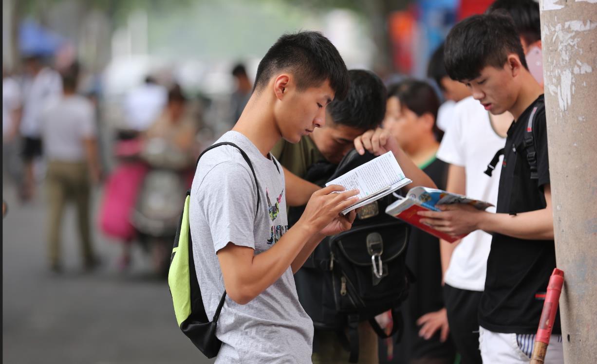 执行|这条“高考捷径”走不通了，2022年开始执行，违规者将无学可上