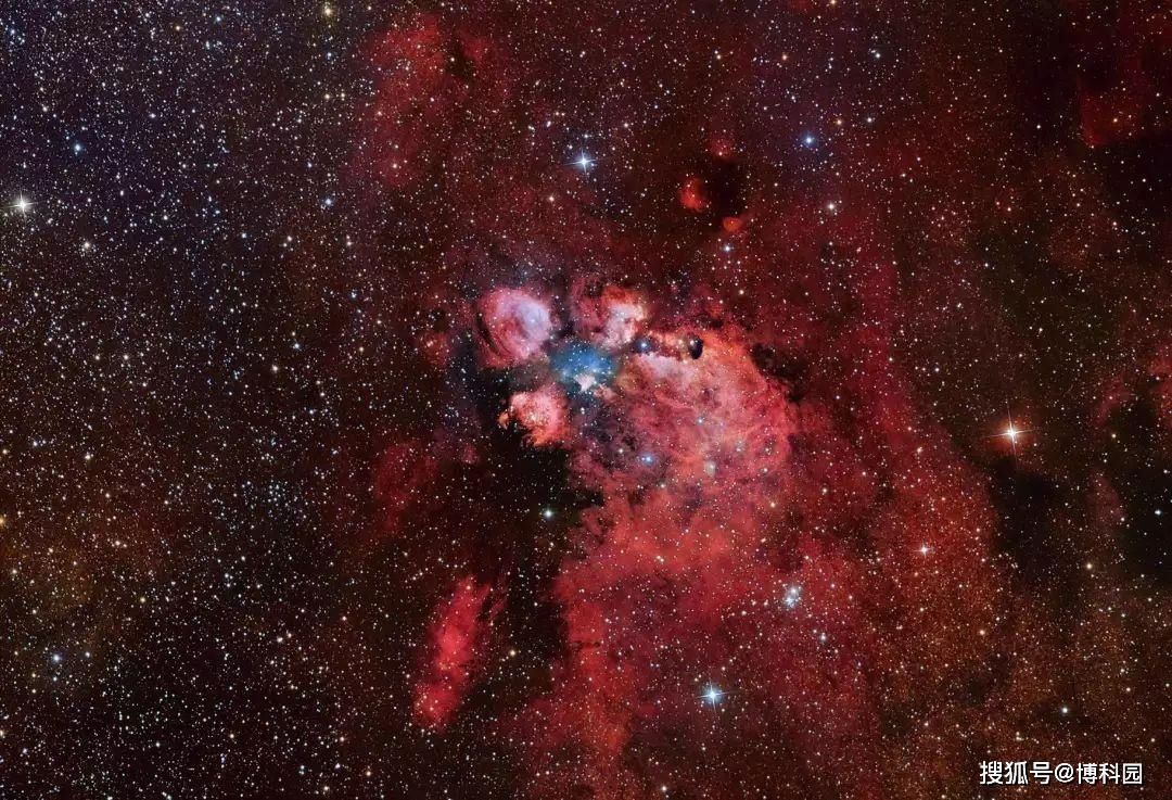 起源 在5500光年外的猫掌星云中，发现恒星起源的新线索