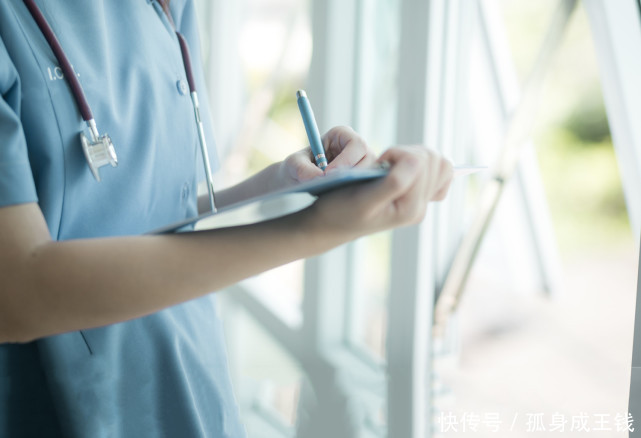 典型|心肌梗死发作时,会有这5大典型表现,关键时刻能救命