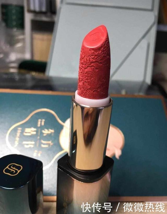 “国货之光”花西子散粉遭吐槽，这几支口红却意外受到好评