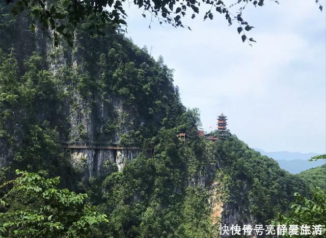 塔云山|竟有建在悬崖上的寺庙还是我国最险要的景区你敢前去挑战吗