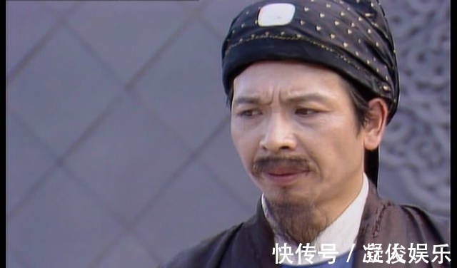 宁国府$秦可卿究竟为何被贾珍拿下因为她做了一件丑事,被贾珍捏住了把柄