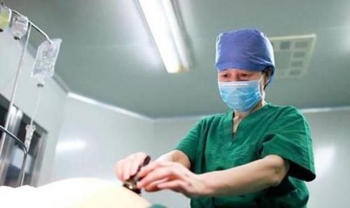 副作用|剖腹产麻醉用的针头有多粗看着肉疼，男人珍惜为你生娃的女人吧