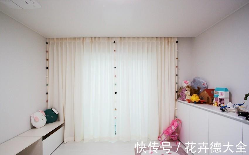 空间|与其客厅空着浪费，倒不如沙发后装矮墙，将空间分隔为二，更实用