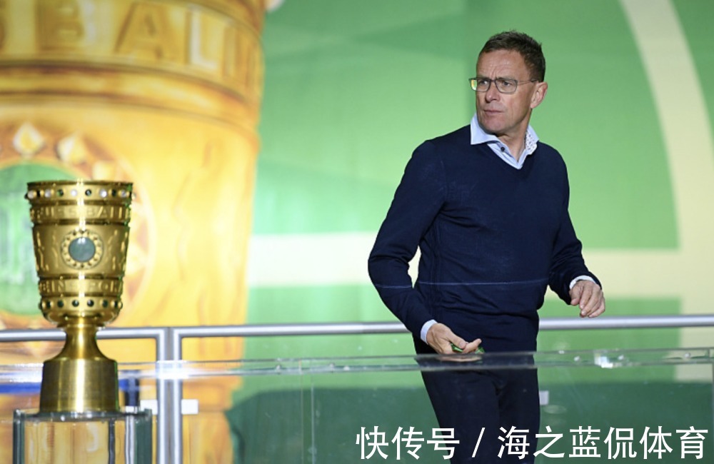 镜报|曼联失控!英媒曝光内讧细节,朗尼克非祸首,C罗恐迎离队危机