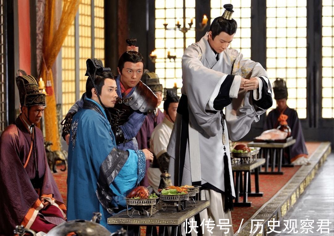 挽联$经典对联,上联“一日为日,二日为昌,三日为晶”,下联对得精妙