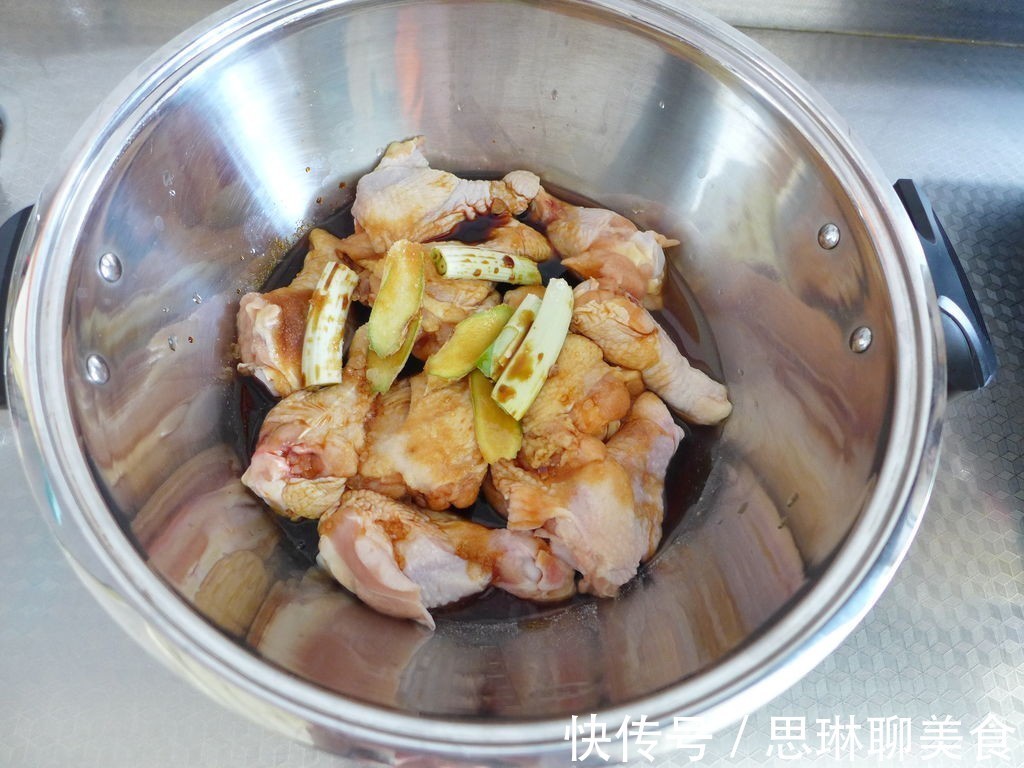 海鲜|海鲜不仅味道鲜美，营养还丰富，来个一锅炖，真是鲜