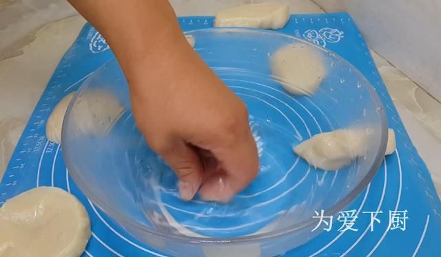 糯米粉|糯米粉这做法才好吃,加半碗红豆,软糯又香甜,比吃蛋糕还舒服