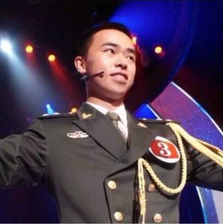 人间食粮|天才李尚龙：用鸡汤文引爆读者被《人民日报》点赞，如今过得怎样