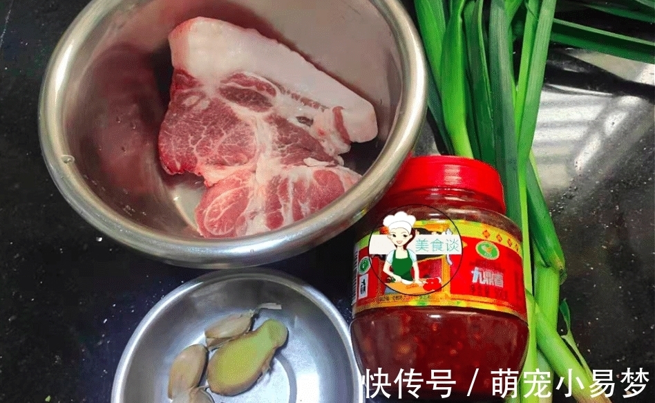 家常版|入冬后，最馋这道菜，比回锅肉还香，每回炒一盘，一锅米饭不够吃