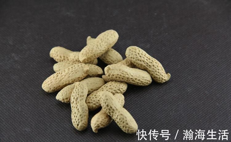 胆固醇|生花生和熟花生哪个更营养?医生:其实很多人都理解错了