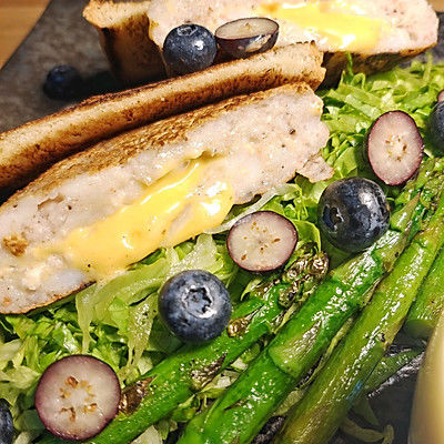 爆浆芝士香菇虾饼