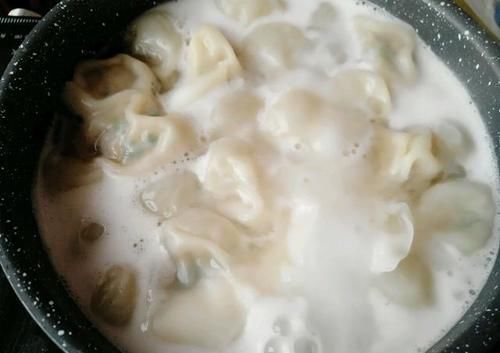 来碗猪肉馄饨:保证一天都回香无穷,做法并不复杂