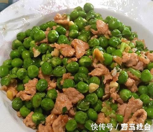 皱纹|女性不想老太快,可常吃此菜,皱纹少了,小肚子不鼓,眼睛更明亮