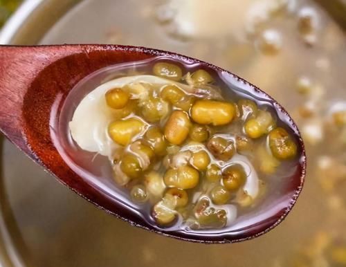 绿豆|每天可以坚持吃3种食物，排毒养颜、延缓衰老，早吃早好！