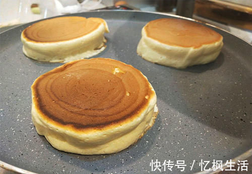 鸡蛋液|过年了，给大家做几道网红甜品，丰富餐桌，提升档次，操作简单