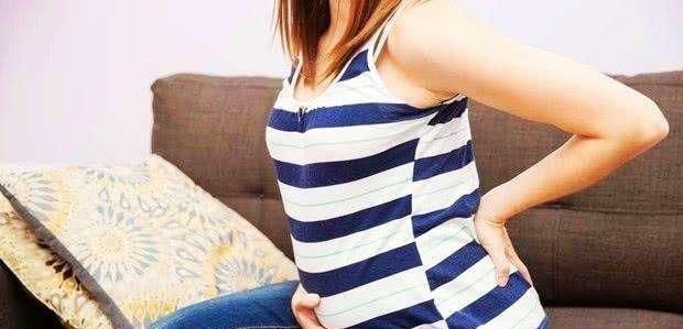 孕妇分娩时先见红是女孩,先破水就是男孩?医生:早就决定好了