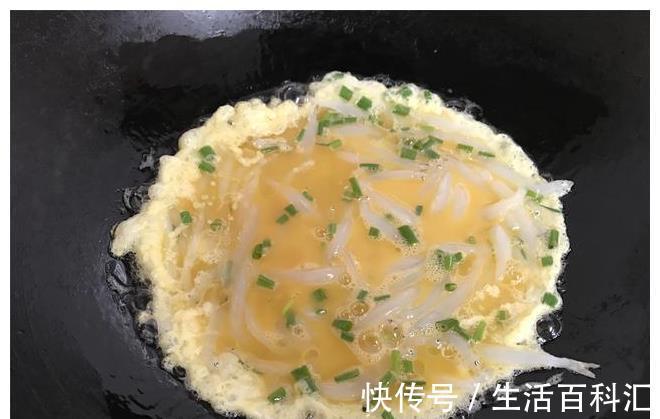 老公|双休日1家3口的午餐,4个家常菜,老公和孩子说这就是家的味道