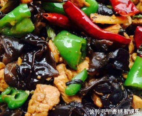 超级下饭的家常菜,做法简单,营养丰富,每次上桌就扫光