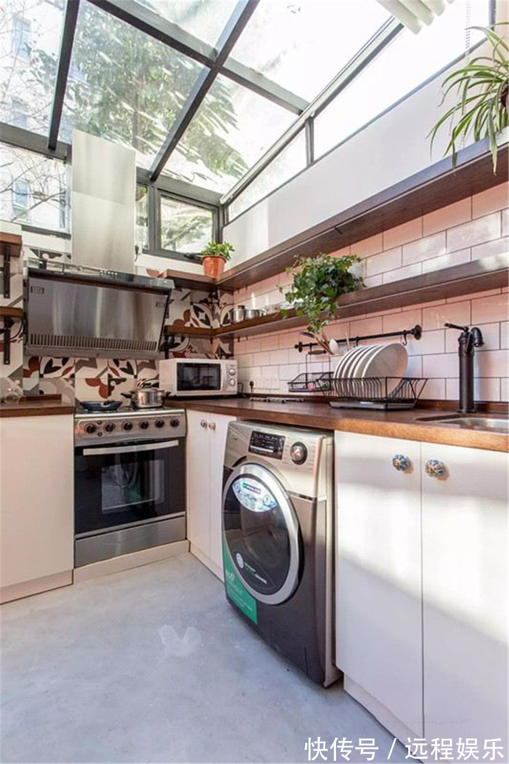 老房|他买了栋40㎡的老房,被老婆罚跪搓衣板,改造后,却成最美学区房