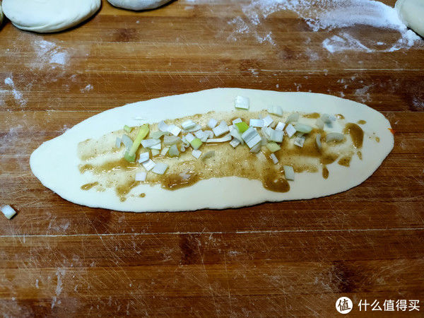 做油酥饼，用发面还是死面？都不对，教你正确做法、外酥里软