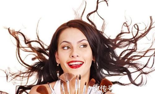 化学物质|不良习惯让女性提前衰老，熬夜不是最明显，第1种很多人喜欢做