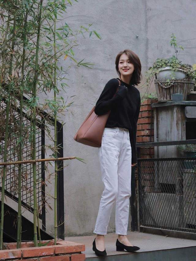 穿搭|秋天想穿出高级感,这几种搭配颜色方法得学会,能让你又飒又美