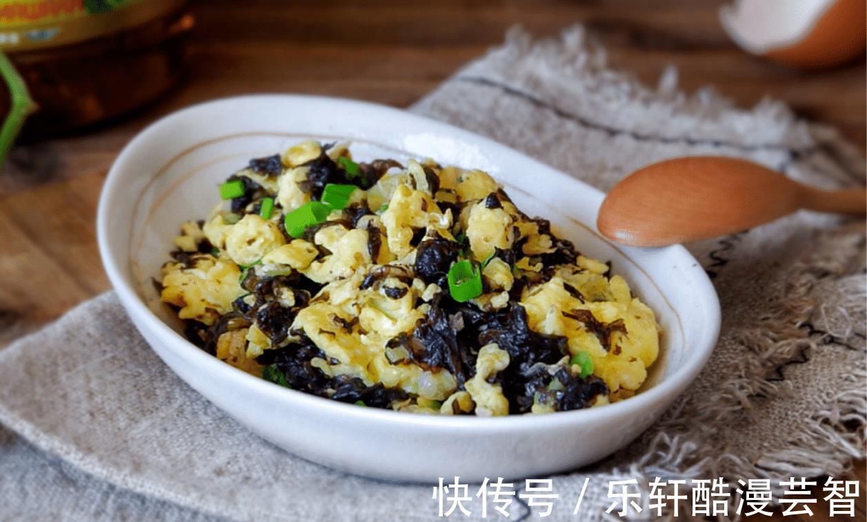秋季，鸡蛋别再蒸鸡蛋羹，换一种新花样，营养全面好消化，别错过