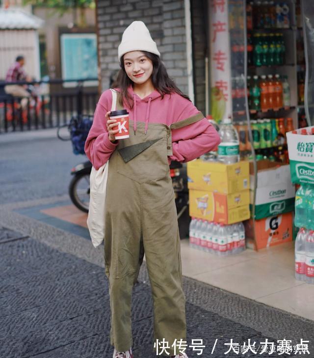 卫衣|卫衣这么穿,真的显胖又显矮