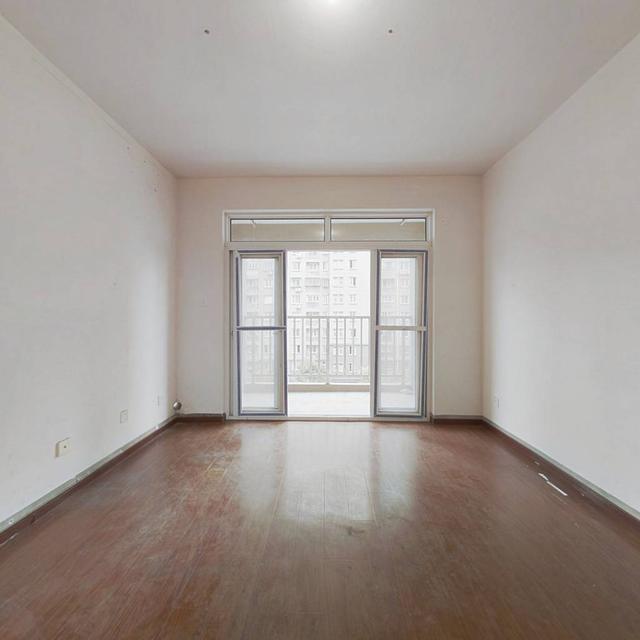 中介|中介说句实话二手房想卖出去,业主要先把家搬空,空荡荡才好卖