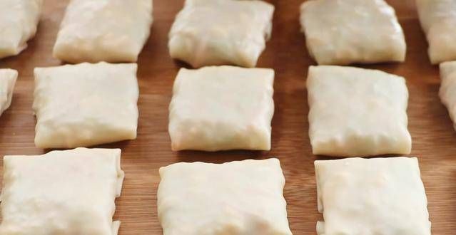 最爱这懒人早餐,又香又脆,连吃8个不够,十几分钟做全家人早餐