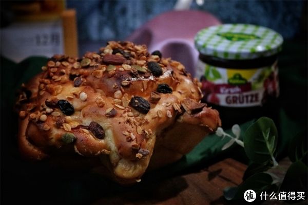 圣诞节快到了，分享一款手撕面包，果香浓郁撕着吃太香了