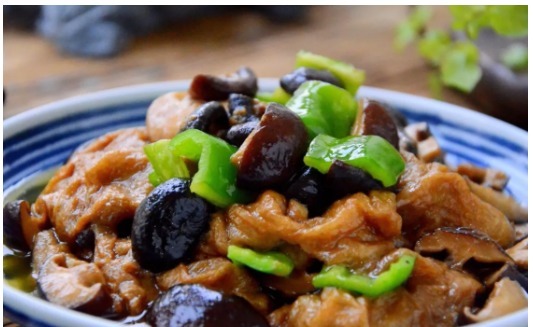 香菇跟它真是绝配，嫩滑多汁，五块钱一大盘，比大鱼大肉还香