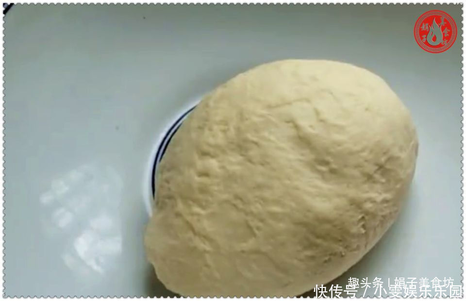 醒好的面|面粉的新吃法,不做包子不做饼,简单一做,我家早餐常吃它