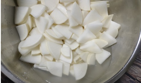 做法|五星级大酒店秘制腌萝卜做法,38元一份,酸甜微辣嘎嘣脆,学着做