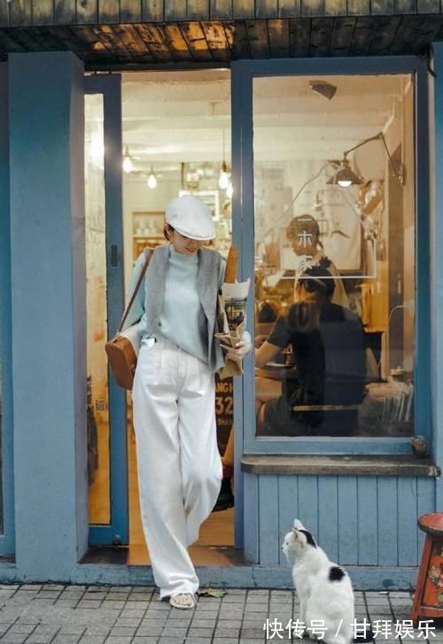 色系|女人过了40岁,少穿黑白灰!多穿这个“年轻色”,时髦显白超气质