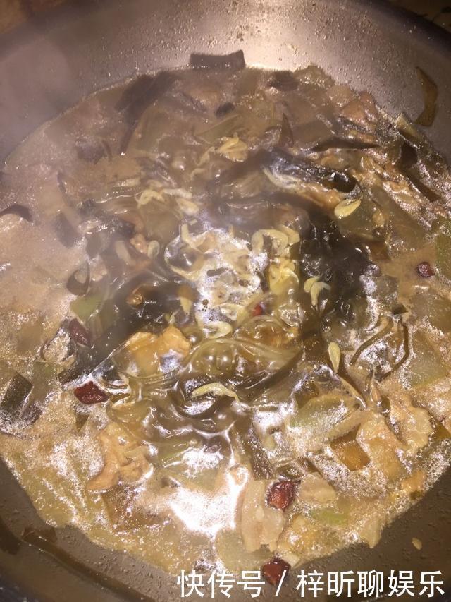 喜欢|喜欢吃“大锅熬菜”吗教你一招,做出来的熬菜吃起来特过瘾