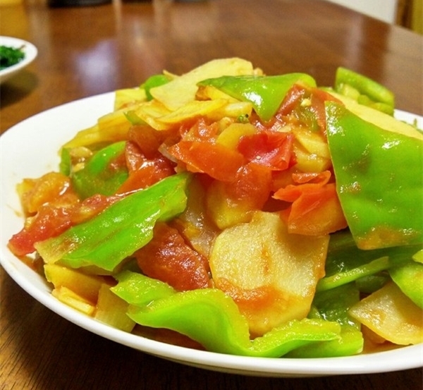 下饭|青椒的几种做法,好吃营养又下饭,谁说青椒不好吃了!