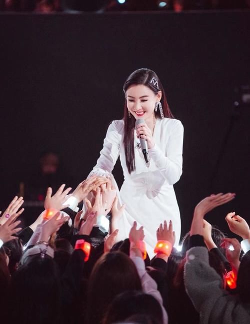 浪姐三公结果：陈妍希4人被淘汰意难平，那英人气第一却引吐槽