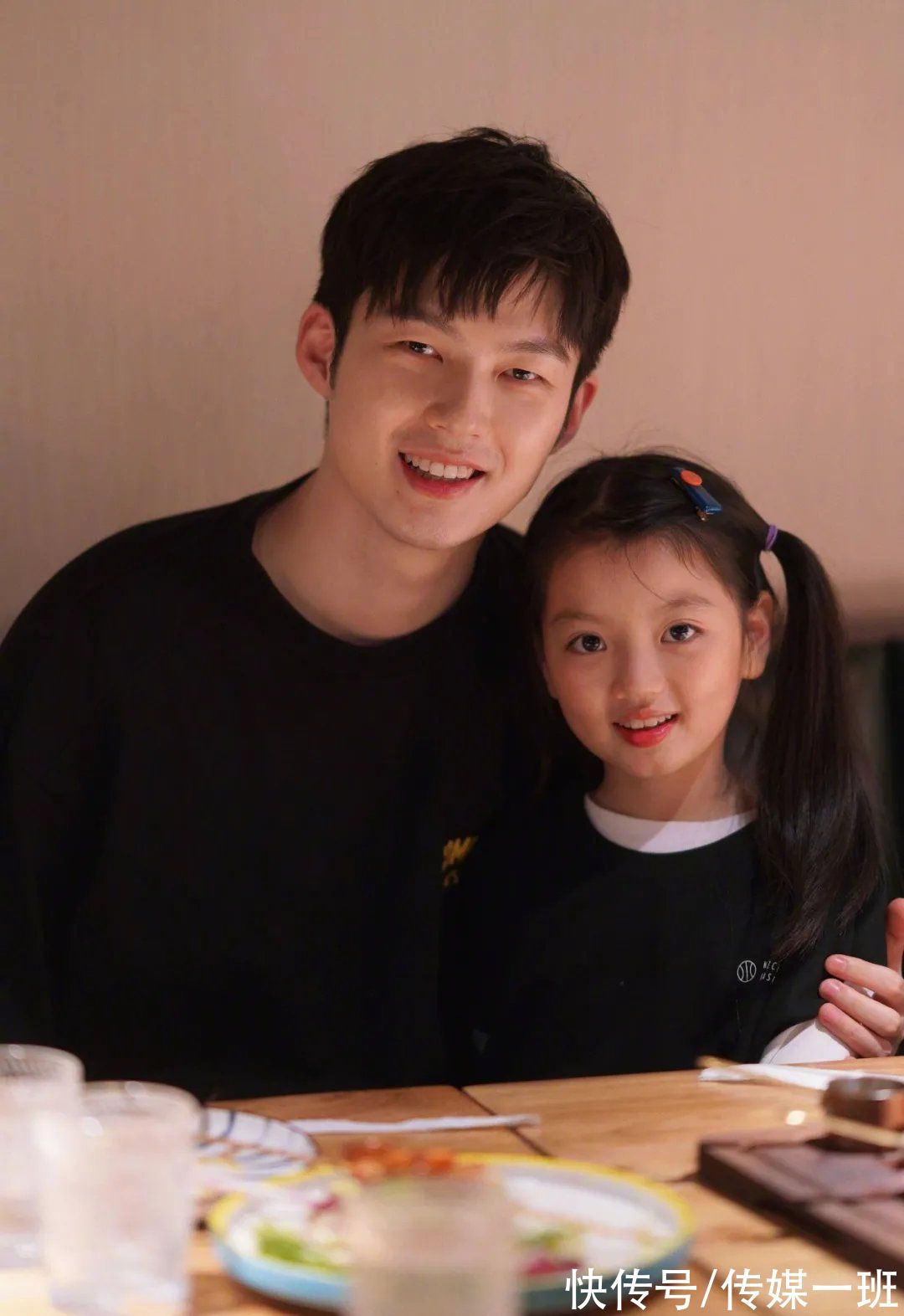 《爸爸去哪儿》女娃变化:Grace姐姐变美了,王子珊的装扮随马蓉