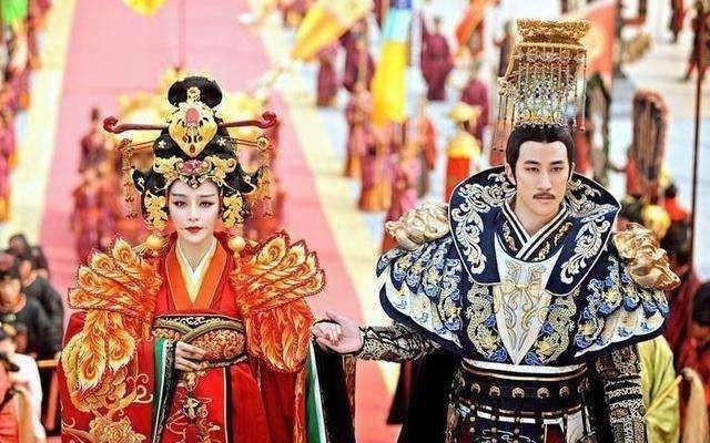 女皇|一代女帝武则天,从国公府小姐到女皇,武则天的蜕变史