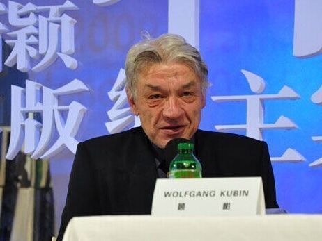 文学作品&德国汉学家顾彬如何评价莫言?不好意思,他差得太远